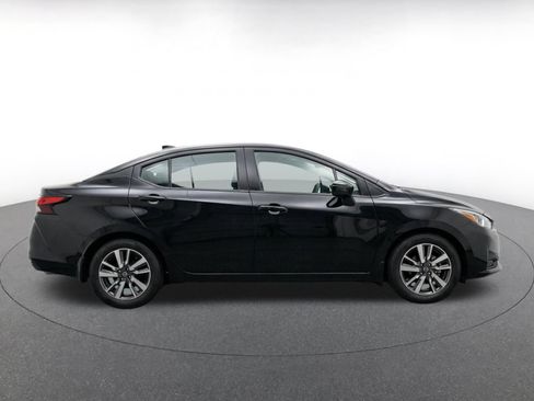 Used 2025 Nissan Versa SV FWD image 10