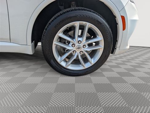 Used 2024 Dodge Durango GT AWD/4WD image 9