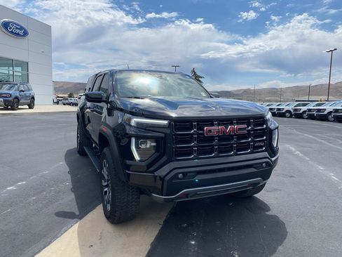 Used 2023 GMC Canyon AT4 w/ AT4 Premium Package AWD/4WD image 17
