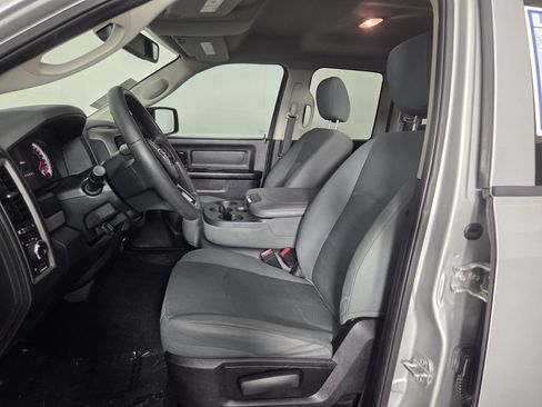 Used 2019 RAM 1500 Express RWD image 12
