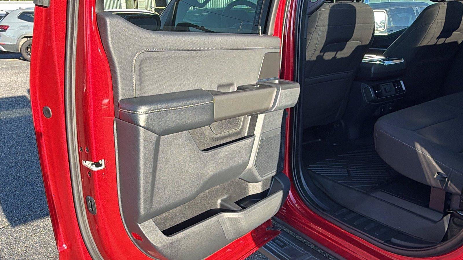 Used 2024 Ford F150 XLT w/ Equipment Group 302A MID AWD/4WD image 20