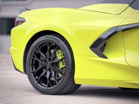 Used 2023 Chevrolet Corvette Stingray Preferred Conv w/ Z51 Performance Package RWD image 7