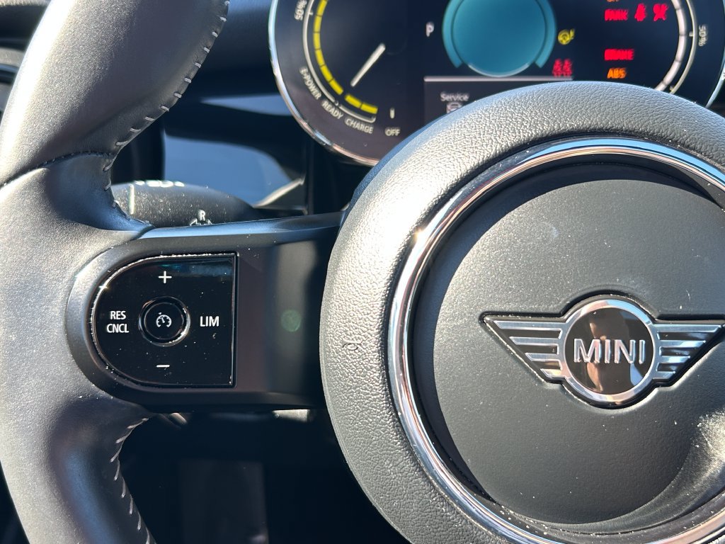 Used 2023 MINI Cooper SE FWD image 19
