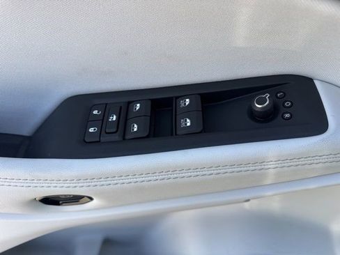 New 2026 Jeep Cherokee Laredo AWD/4WD image 9