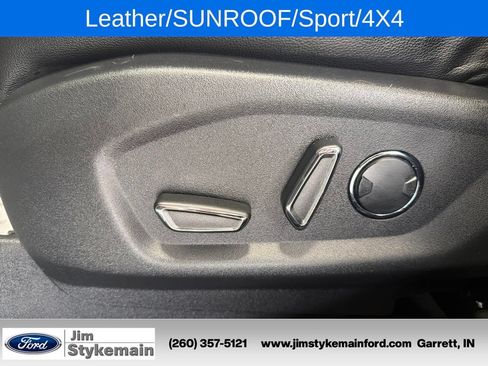 Used 2016 Ford Explorer Sport w/ Equipment Group 401A AWD/4WD image 17