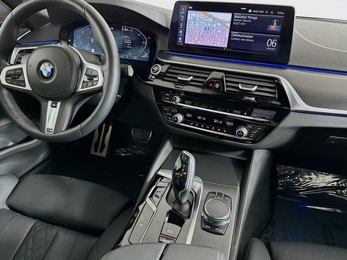 Used 2023 BMW 540i 540i w/ M Sport Package image 6