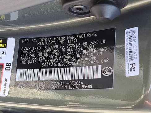 Used 2025 Lexus ES 300h Ultra Luxury w/ Accessory Package (Z2) FWD image 39