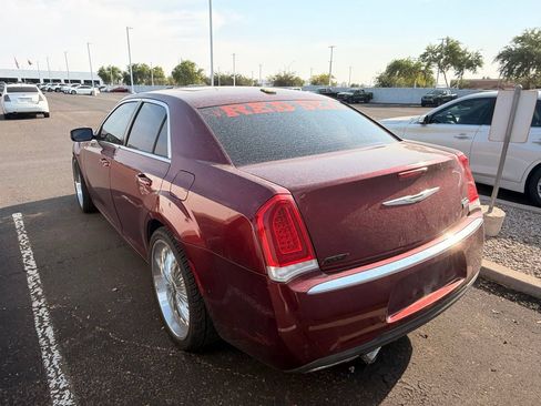 Used 2016 Chrysler 300 Limited RWD image 7