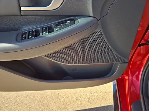 Used 2021 Hyundai Sonata SEL w/ Convenience Package image 40