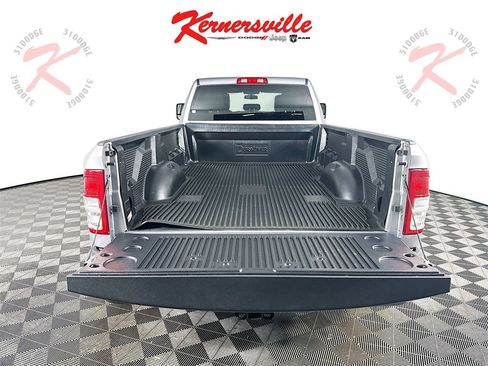 Used 2024 RAM 3500 Tradesman w/ Chrome Appearance Group image 25