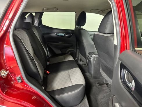 Used 2019 Nissan Rogue Sport SV w/ Technology Package FWD image 27