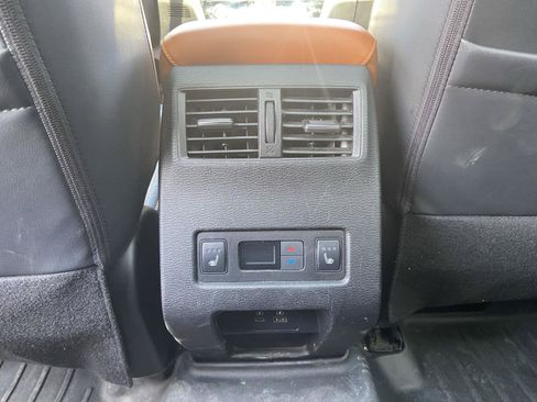 Used 2022 Mitsubishi Outlander SEL AWD/4WD image 18