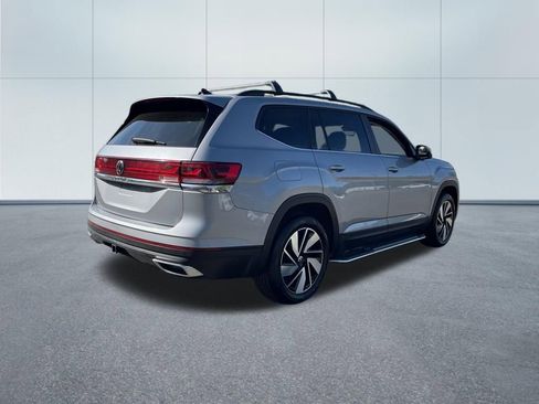 Used 2024 Volkswagen Atlas SE FWD image 5