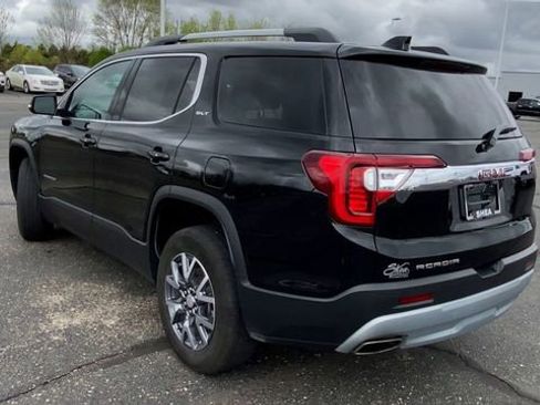 Used 2023 GMC Acadia SLT w/ LPO, Floor Liner Package image 7