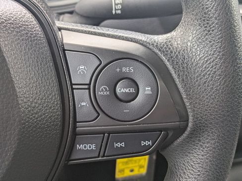 Used 2024 Toyota Corolla LE FWD image 25