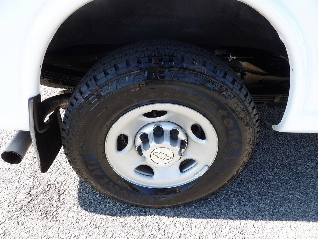 Used 2019 Chevrolet Express 3500 Extended w/ Driver Convenience Package RWD image 48
