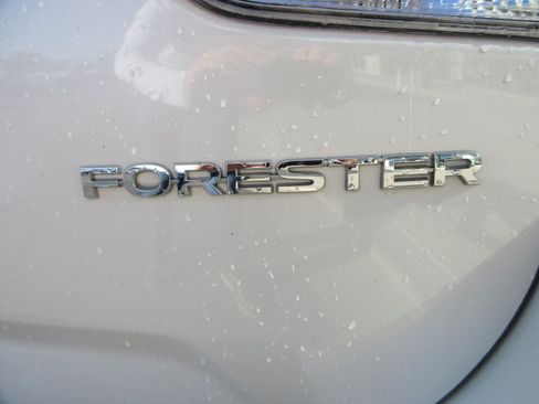 Used 2020 Subaru Forester Limited w/ Popular Package #3 AWD/4WD image 9