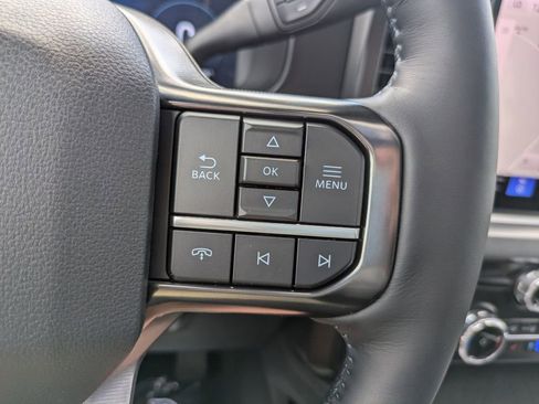 New 2025 Ford F250 Platinum w/ FX4 Off-Road Package image 21