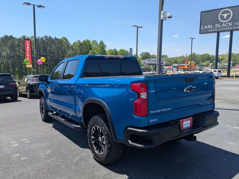 Used 2022 Chevrolet Silverado 1500 ZR2 w/ Technology Package image 7