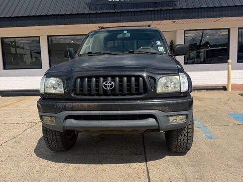 Used 2002 Toyota Tacoma PreRunner RWD image 2