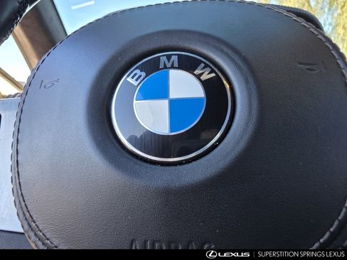 Used 2021 BMW X7 M50i image 25