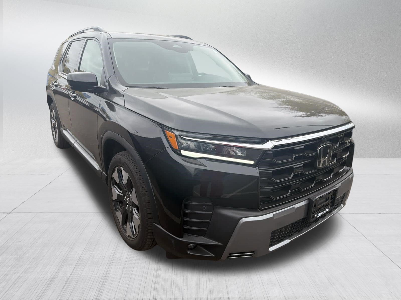 Used 2026 Honda Pilot Elite image 6