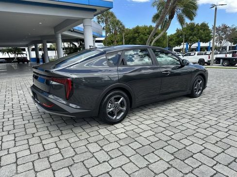 Used 2025 Kia K4 FWD image 14