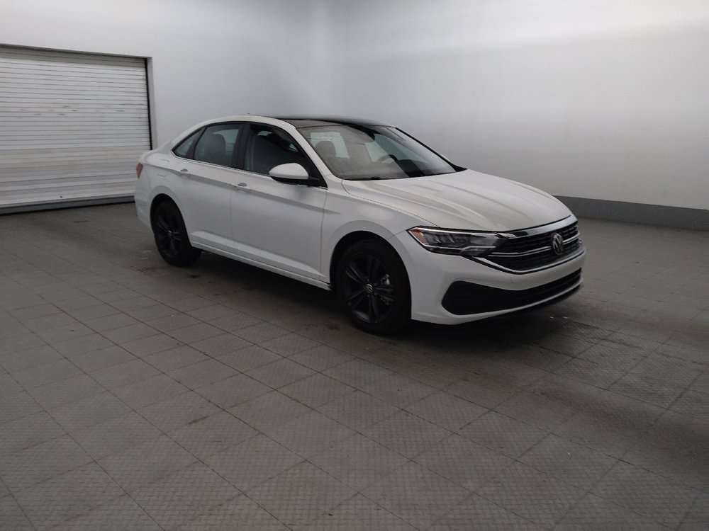 Used 2024 Volkswagen Jetta SE FWD image 11