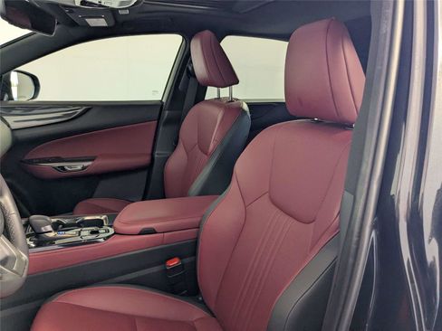 Used 2024 Lexus NX 250 FWD image 13