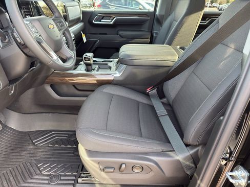 New 2026 Chevrolet Silverado 1500 LT w/ Z71 Off-Road Package image 12