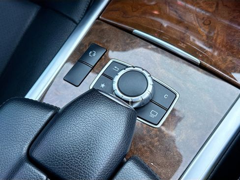 Used 2016 Mercedes-Benz E 350 4MATIC Sport Wagon image 37