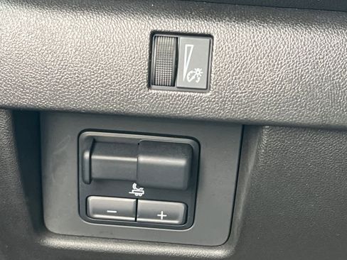 Used 2023 Chevrolet Colorado Trail Boss w/ Advanced Trailering Package image 31