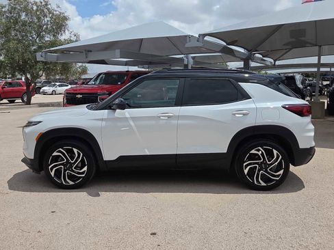 Used 2025 Chevrolet TrailBlazer RS w/ Convenience Package FWD image 5