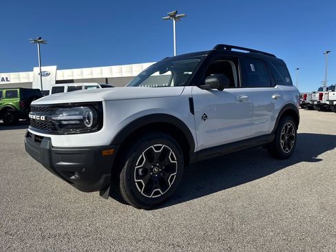 New 2025 Ford Bronco Sport Outer Banks w/ Outer Banks Tech Package+ image 8