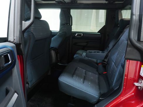 Used 2025 Ford Bronco Heritage Edition AWD/4WD image 13