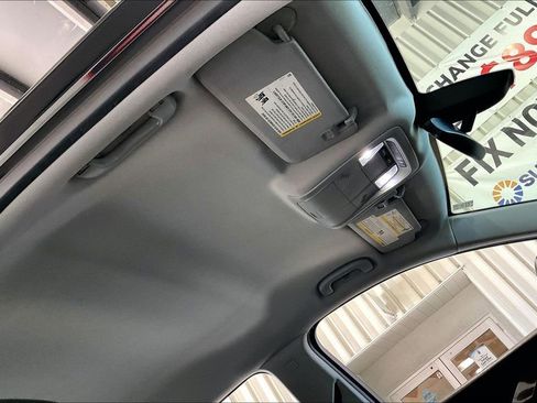 Used 2018 GMC Terrain SLE FWD image 13
