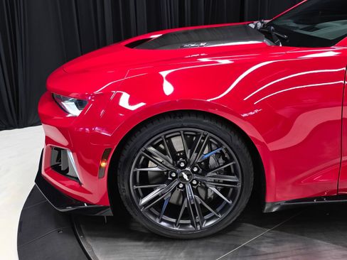 Used 2017 Chevrolet Camaro ZL1 RWD image 43