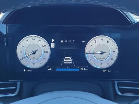 Used 2024 Hyundai Elantra SEL w/ Convenience Package image 22