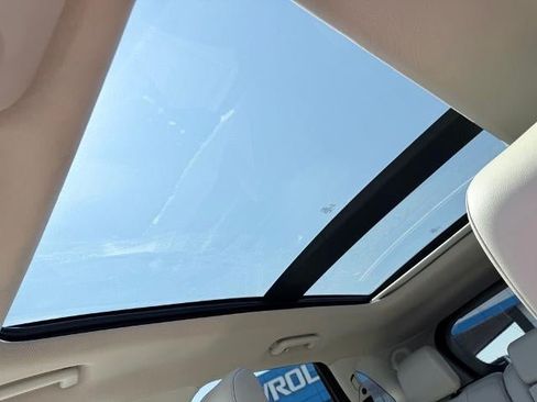 Used 2020 Ford Edge Titanium w/ Cargo Accessory Package FWD image 27