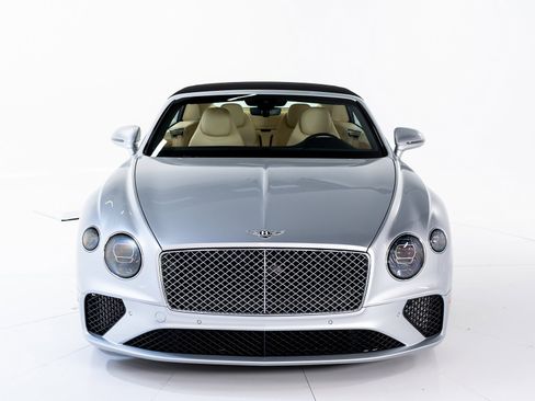 Certified 2022 Bentley Continental GT image 15