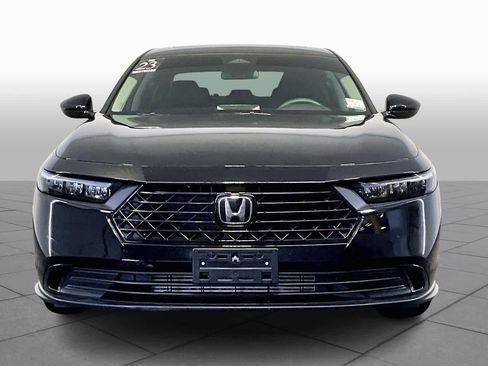 Used 2023 Honda Accord EX image 4