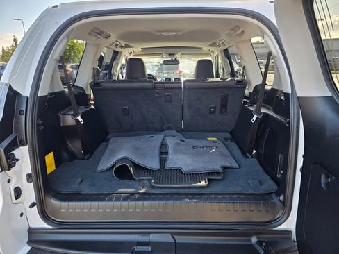 Used 2019 Lexus GX 460 Premium image 13