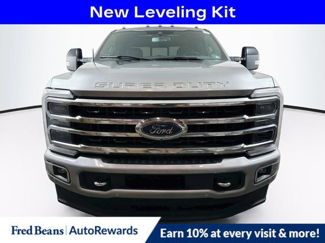 Used 2023 Ford F250 Platinum AWD/4WD image 2