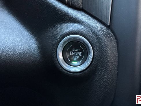 Used 2019 GMC Sierra 1500 AT4 w/ AT4 Premium Package AWD/4WD image 23