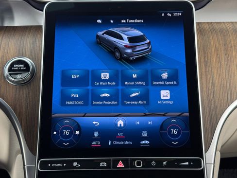 Used 2024 Mercedes-Benz GLC 300 GLC 300 w/ Exclusive Trim Pack image 28