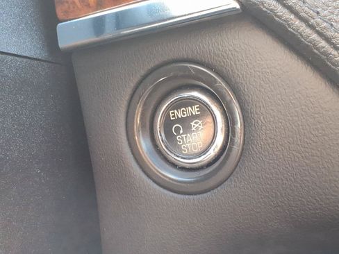 Used 2015 Lincoln MKS w/ Equipment Group 101A FWD image 21