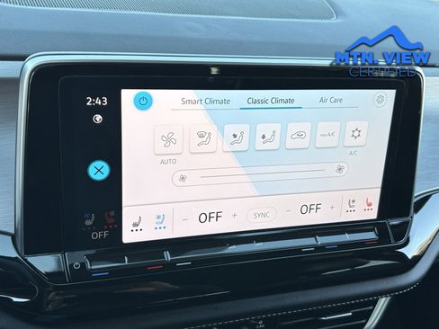 Used 2024 Volkswagen Atlas Cross Sport SE w/ Black Wheel Package image 22