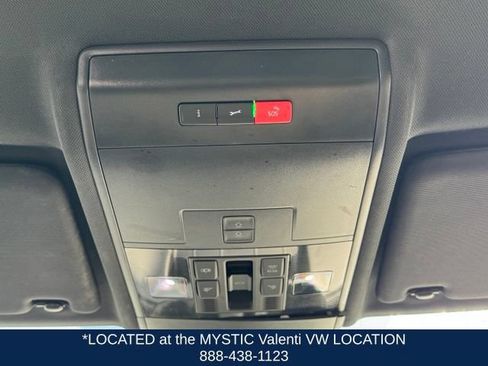 Certified 2023 Volkswagen Atlas Cross Sport SEL AWD/4WD image 18