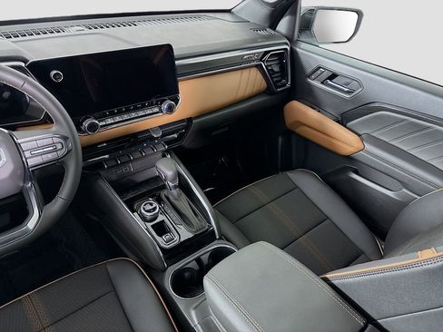 New 2026 GMC Canyon AT4 image 22