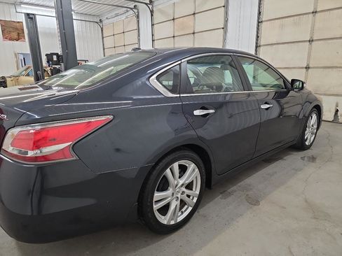 Used 2015 Nissan Altima 3.5 SL image 15
